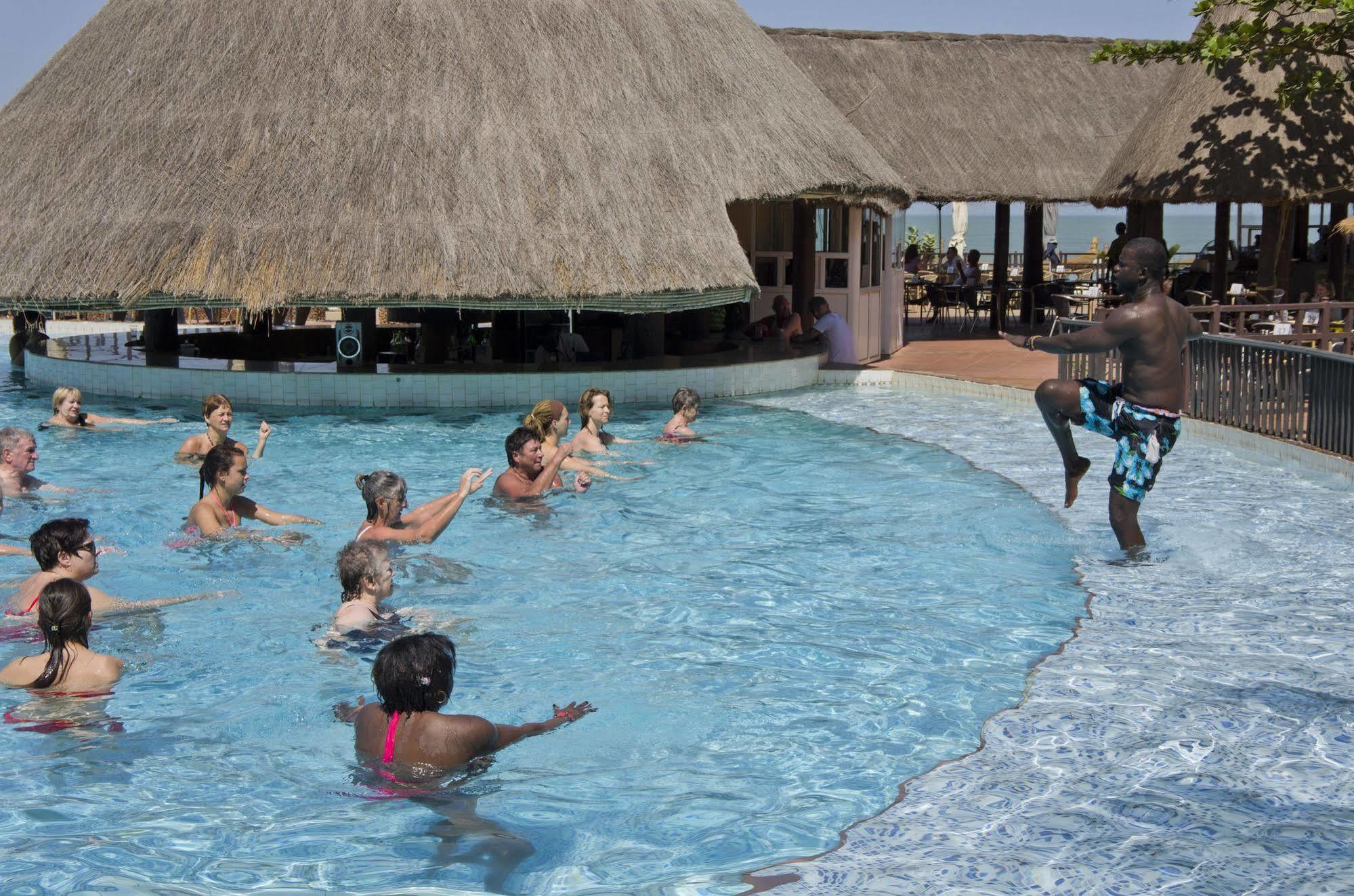 Senegambia Beach Hotel Kololi Kültér fotó