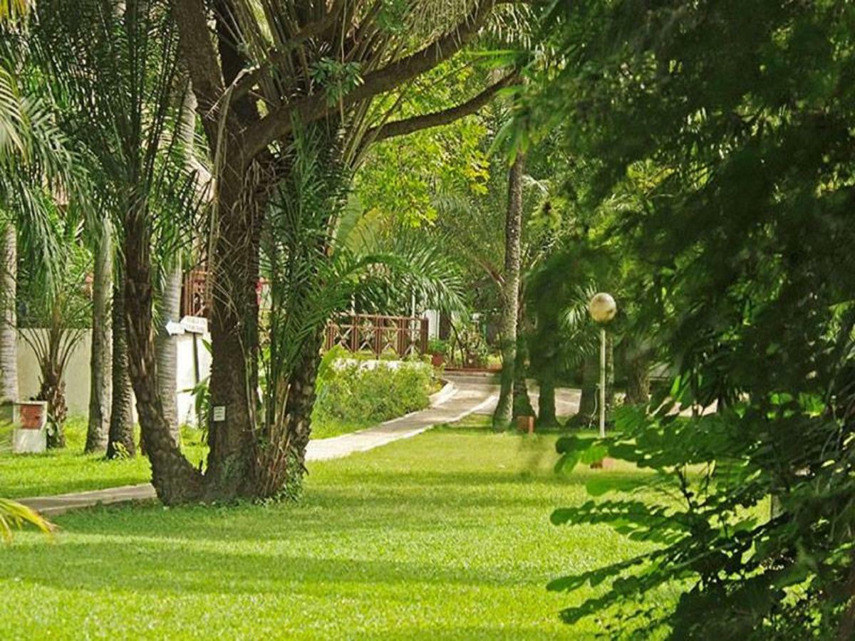Senegambia Beach Hotel Kololi Kültér fotó
